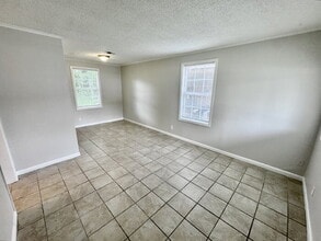 1623 Harville St in Memphis, TN - Building Photo - Building Photo