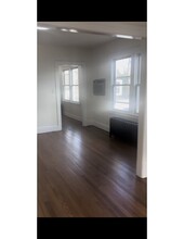 26 Ashford St, Unit 2 in Hartford, CT - Building Photo - Building Photo