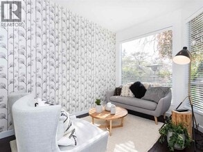 1338 Arbutus St in Vancouver, BC - Building Photo - Building Photo