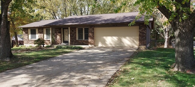 29 Weatherby Dr in St. Peters, MO - Building Photo - Building Photo