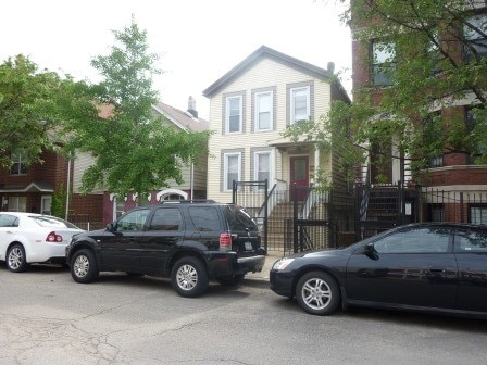 property at 1322 N Bosworth Ave