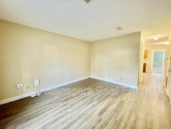 5846 Aftonshire Dr in Fayetteville, NC - Building Photo - Building Photo