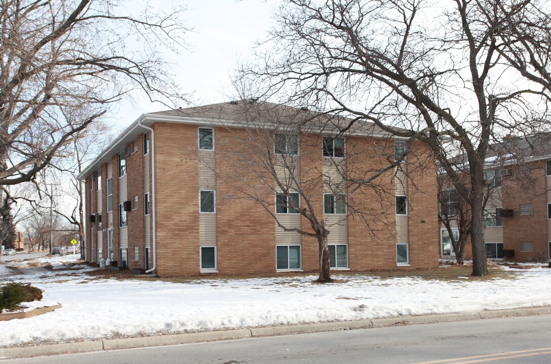 4176 Adair Ave N in Crystal, MN - Building Photo