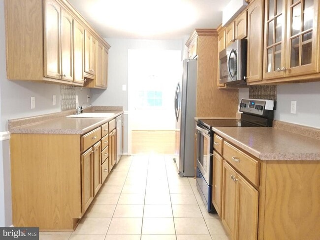 property at 8223 Goldstream Ct