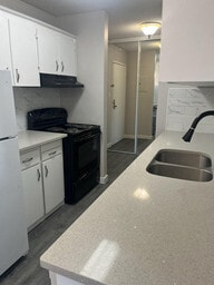 Palisades Manor in Edmonton, AB - Building Photo - Building Photo