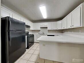 205 N Willow Ct in Temple, GA - Building Photo - Building Photo