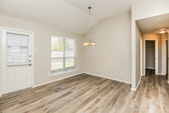 1306 Indian Wells Tr in Midlothian, TX - Building Photo - Building Photo