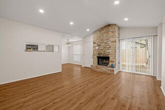 12801 Copper Cliff Ave in Austin, TX - Building Photo - Building Photo