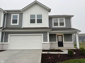 2925 Grand Rdg Dr in Greenwood, IN - Building Photo