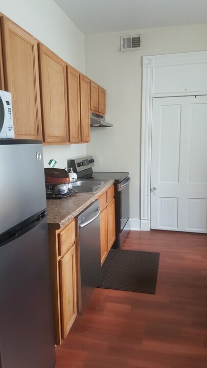 360 S Broadway Park in Lexington, KY - Building Photo