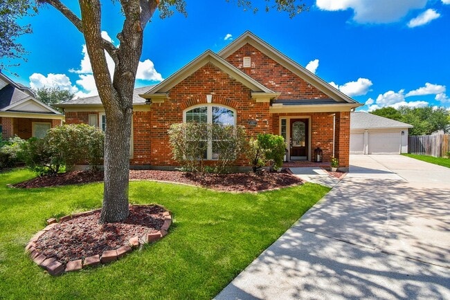 4927 Grapevine Lake Ct