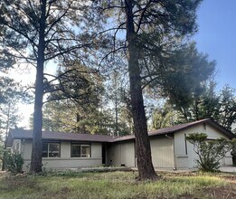 1500 N Wakonda St in Flagstaff, AZ - Building Photo - Building Photo