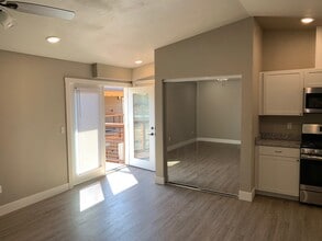 14871 Iditarod Trail Loop in Anchorage, AK - Building Photo - Building Photo