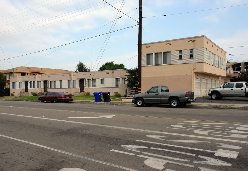 401-409 W Regent St in Inglewood, CA - Building Photo