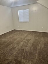 517 E 950 N in Layton, UT - Building Photo - Building Photo