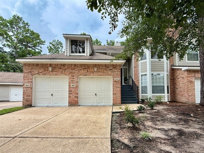 105 S Spiral Vine Cir