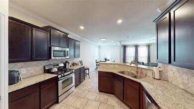24129 Auburn Falls Ln in Porter, TX - Building Photo - Building Photo
