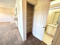 706 Eagle Pond Dr photo'