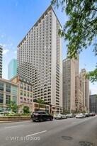 535 N Michigan Ave in Chicago, IL - Building Photo