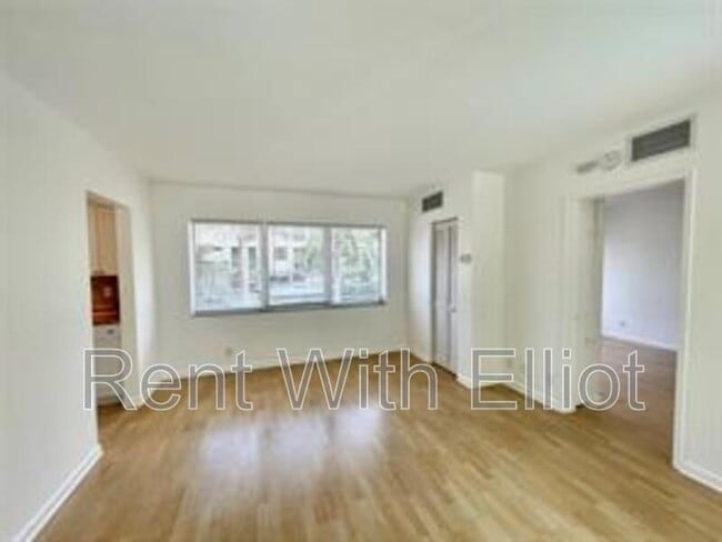 77 Hendricks Isle in Fort Lauderdale, FL - Building Photo - Building Photo