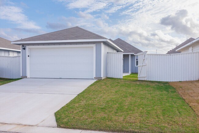 160 Backwater Rd in Kyle, TX - Building Photo - Building Photo