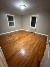 24 Paragon Ln in Stamford, CT - Building Photo - Building Photo