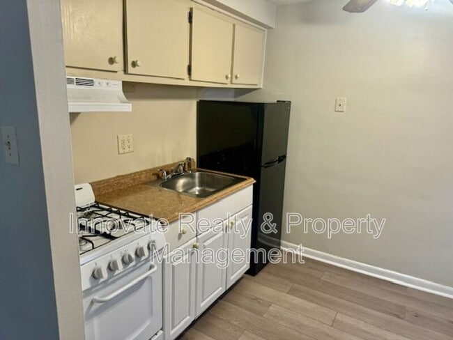 9513 Hoff St in Philadelphia, PA - Building Photo - Building Photo