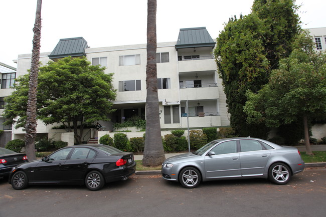 938 3rd Street in Santa Monica, CA - Foto de edificio - Building Photo