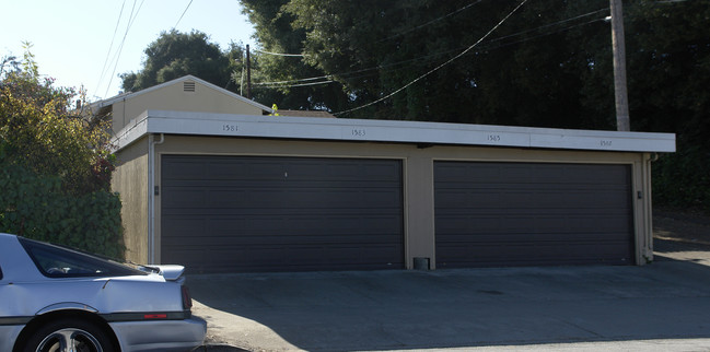 1581-1587 C St in Hayward, CA - Foto de edificio - Building Photo