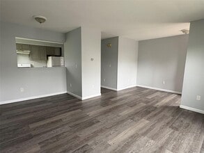 32 Palmer Ave in Middletown, NY - Building Photo - Building Photo