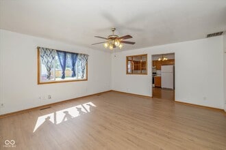 900 Yandes St in Franklin, IN - Building Photo - Building Photo