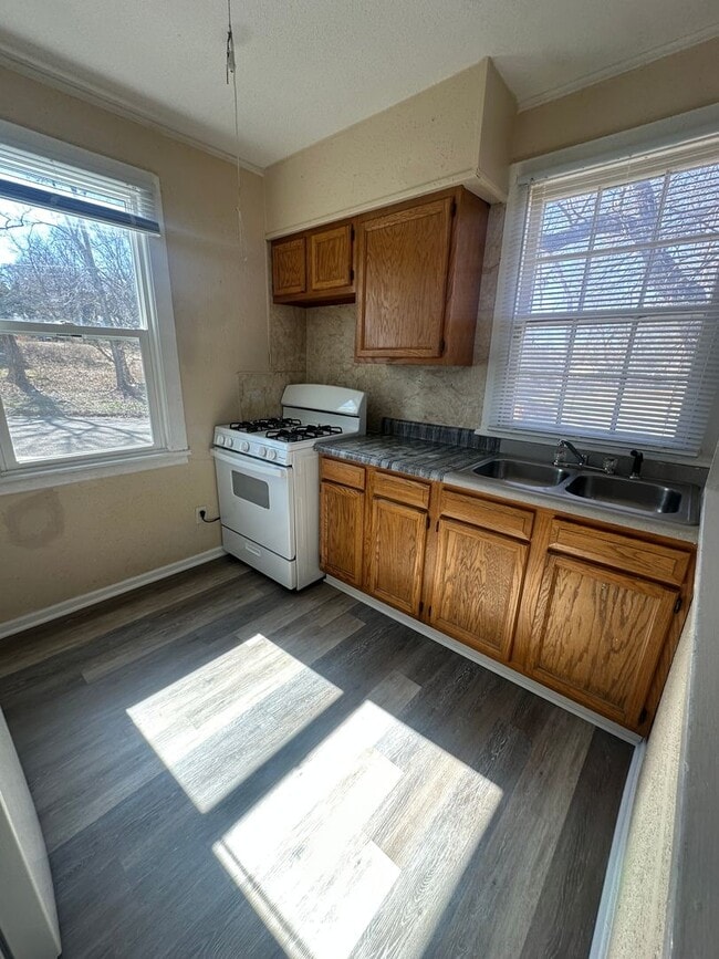 45 Riley Manor Cir in Junction City, KS - Building Photo - Building Photo