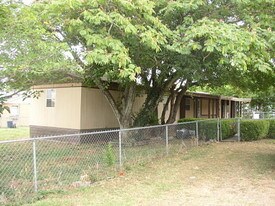 202 Turnbo Dr in Harker Heights, TX - Building Photo