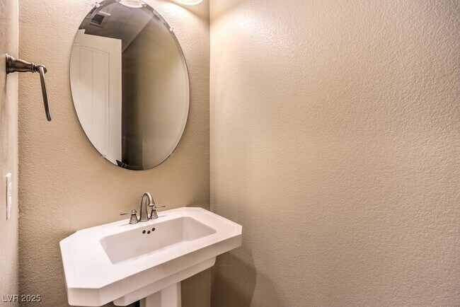 property at 10 Via Vasari