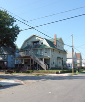 470-472 Sumner St Apartments