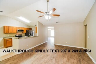 876 Camp Francis Johnson Rd in Orange Park, FL - Building Photo - Building Photo