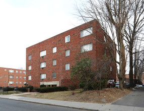 70 Gillett St in Hartford, CT - Building Photo - Building Photo