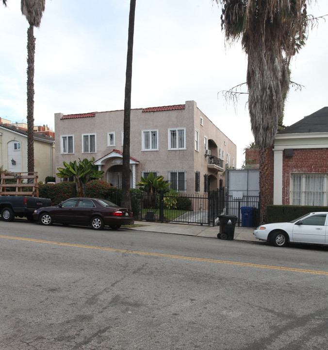 1716 N Wilton Pl in Los Angeles, CA - Building Photo