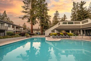 Riley Square in Santa Clara, CA - Building Photo