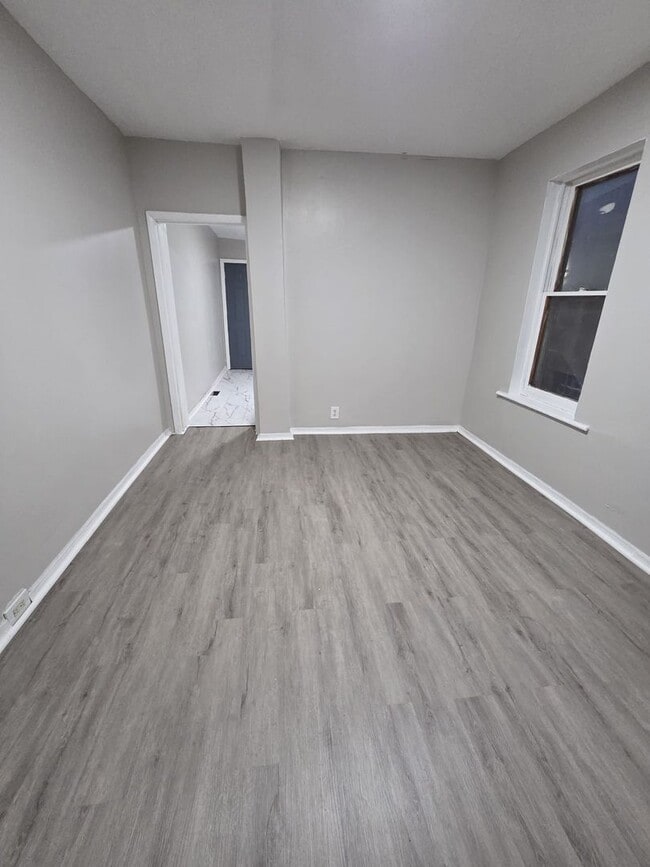 517 Stuyvesant Ave in Trenton, NJ - Building Photo - Building Photo