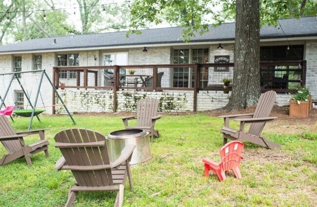 728 S McCollum Dr in Canton, GA - Building Photo - Building Photo