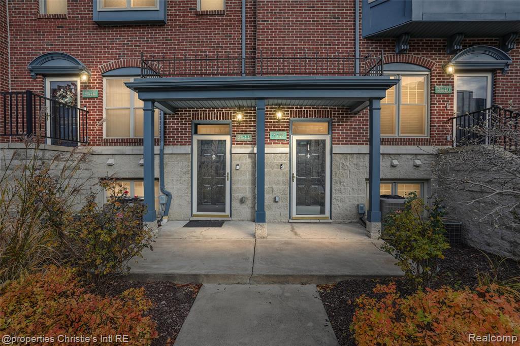 2442 Woodward Ave in Detroit, MI - Building Photo