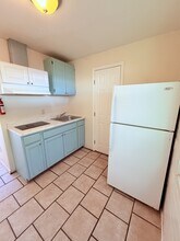 232 W Flores St in Tucson, AZ - Foto de edificio - Building Photo