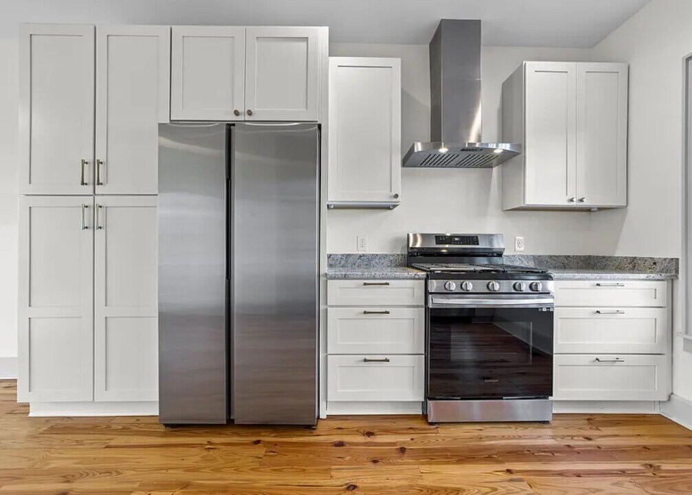 904 E Lawson St in Durham, NC - Building Photo