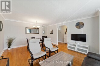 1416 Fisher Ave in Ottawa, ON - Building Photo - Building Photo