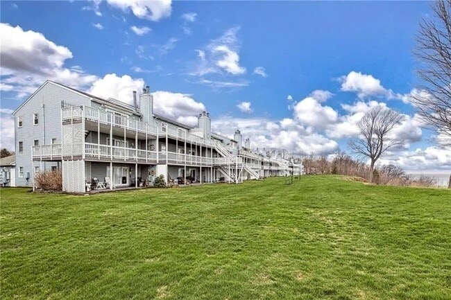 property at 3304 Baer Beach Rd