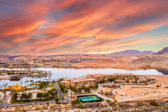 Unit 201 in Henderson, NV - Building Photo - Building Photo