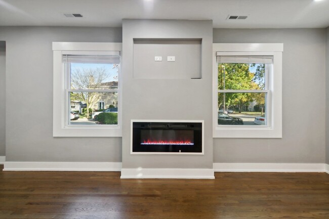 6734 Hamlin Ave in Lincolnwood, IL - Building Photo - Building Photo