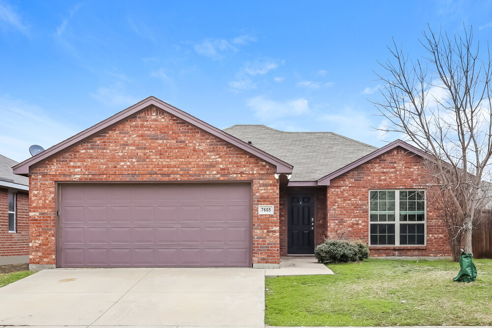 7605 Rainbow Creek Dr in Fort Worth, TX - Building Photo