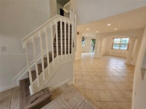 17046 SW 39th Ct in Miramar, FL - Building Photo - Building Photo